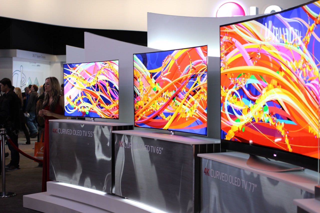 LG 55" OLED evo C4 TV
